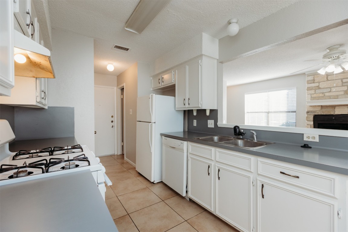 914 Ridgemont Street , Round Rock, TX, 78664 | 6244916 | Realty Texas LLC