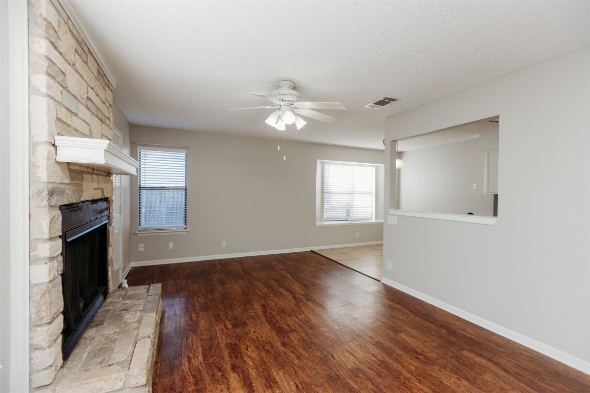 914 Ridgemont Street , Round Rock, TX, 78664 | 6244916 | Realty Texas LLC