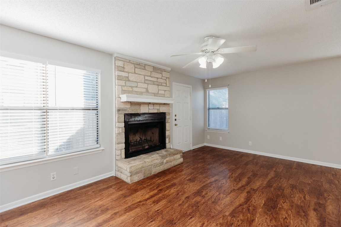 914 Ridgemont Street , Round Rock, TX, 78664 | 6244916 | Realty Texas LLC