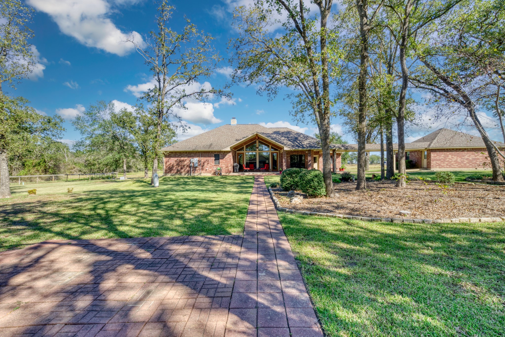 1906 Cannon Lane , Madisonville, TX, 77864 | 96799236 | Realty Texas LLC