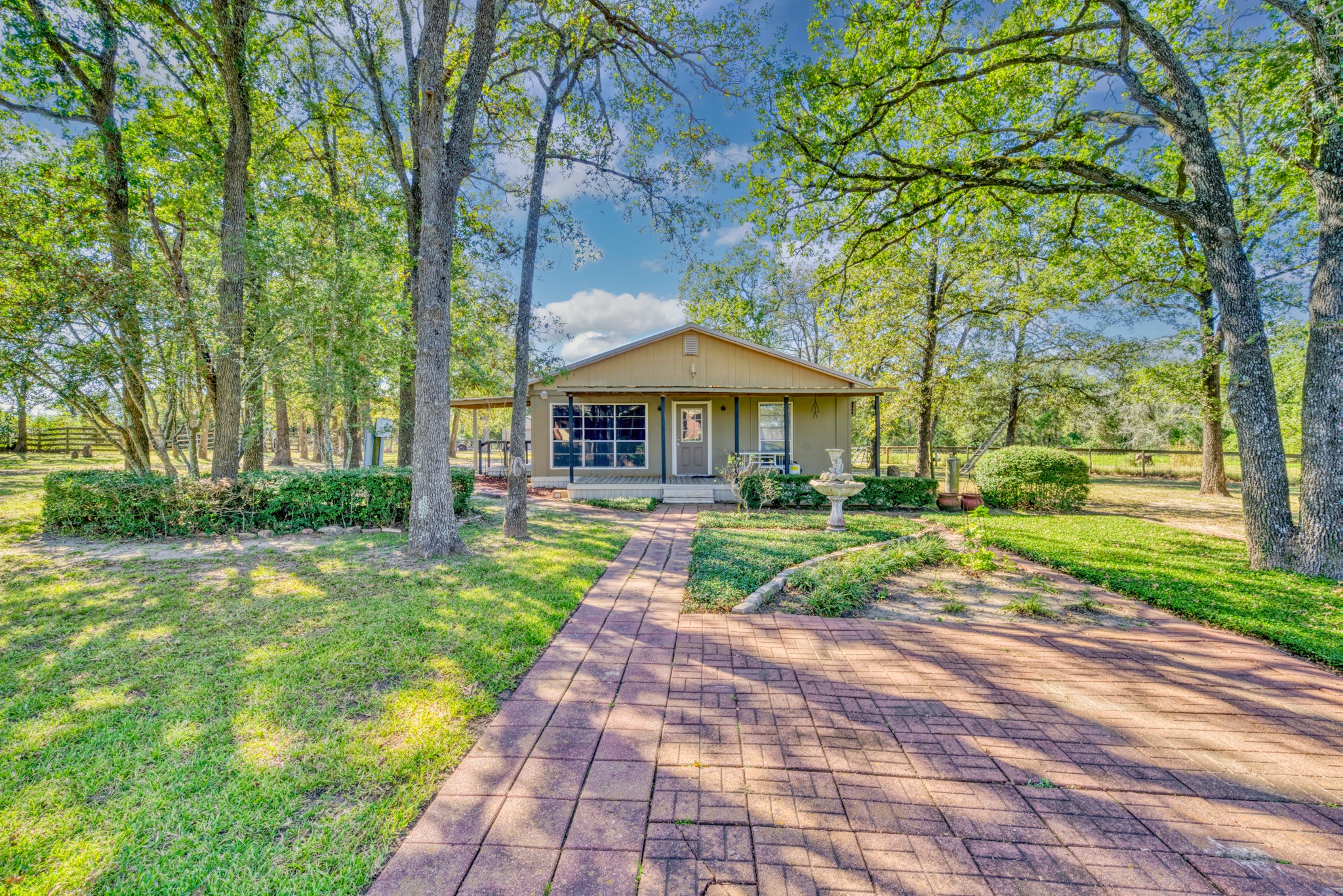 1906 Cannon Lane , Madisonville, TX, 77864 | 96799236 | Realty Texas LLC