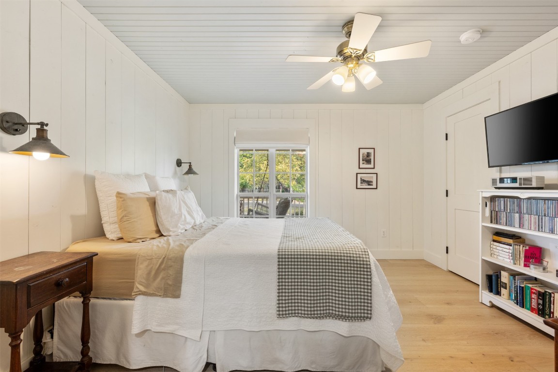 402 E 8th Street , Georgetown, TX, 78626 | 5826193 | Realty Texas LLC