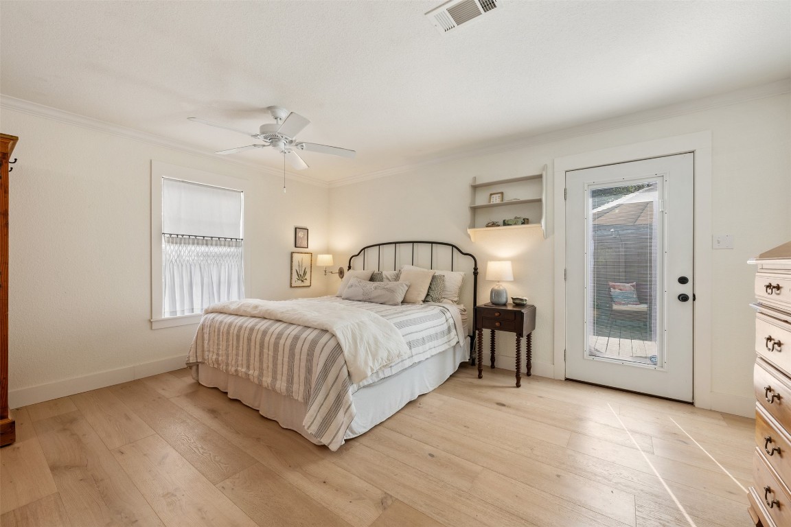402 E 8th Street , Georgetown, TX, 78626 | 5826193 | Realty Texas LLC