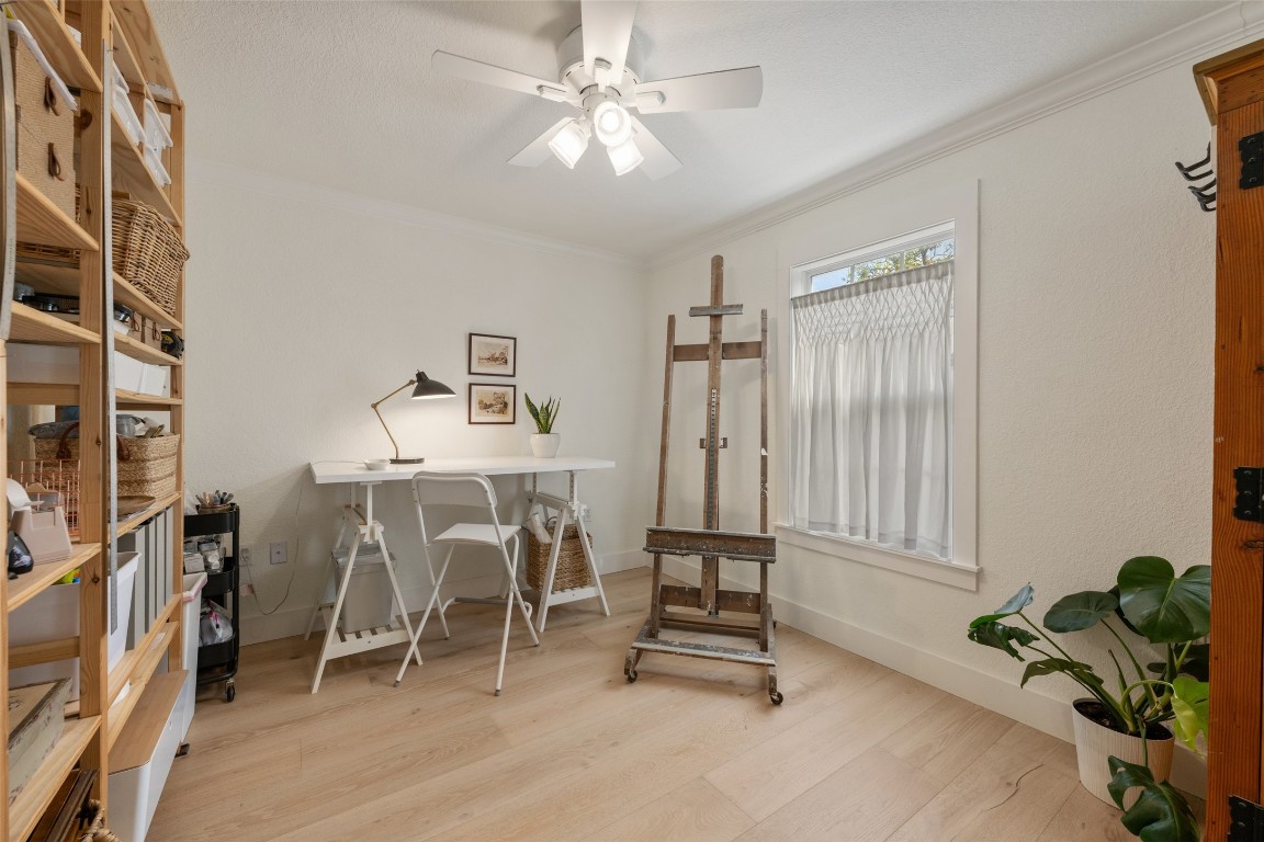 402 E 8th Street , Georgetown, TX, 78626 | 5826193 | Realty Texas LLC