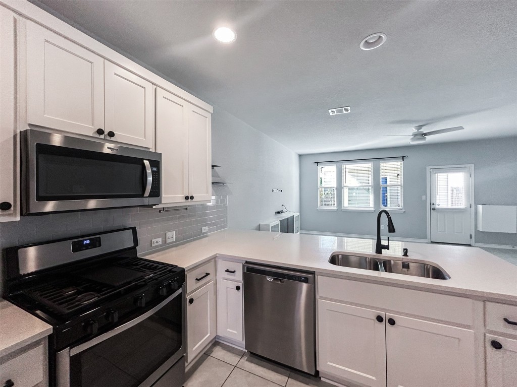 1737 Artesian Springs Crossing , Leander, TX, 78641 | 3170494 | Realty Texas LLC