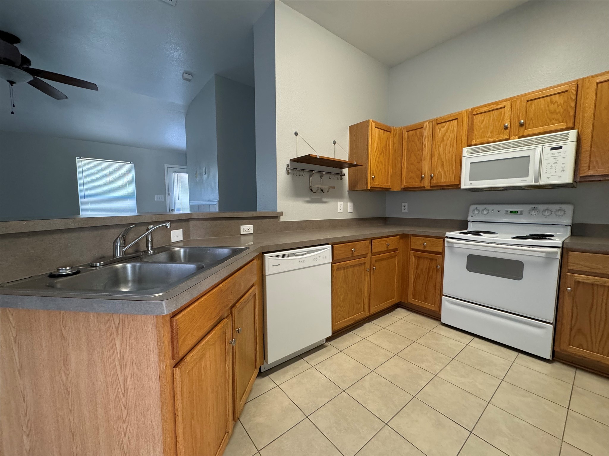 2064 Falls Creek Drive , Little Elm, TX, 75068 | 20781828 | Realty Texas LLC