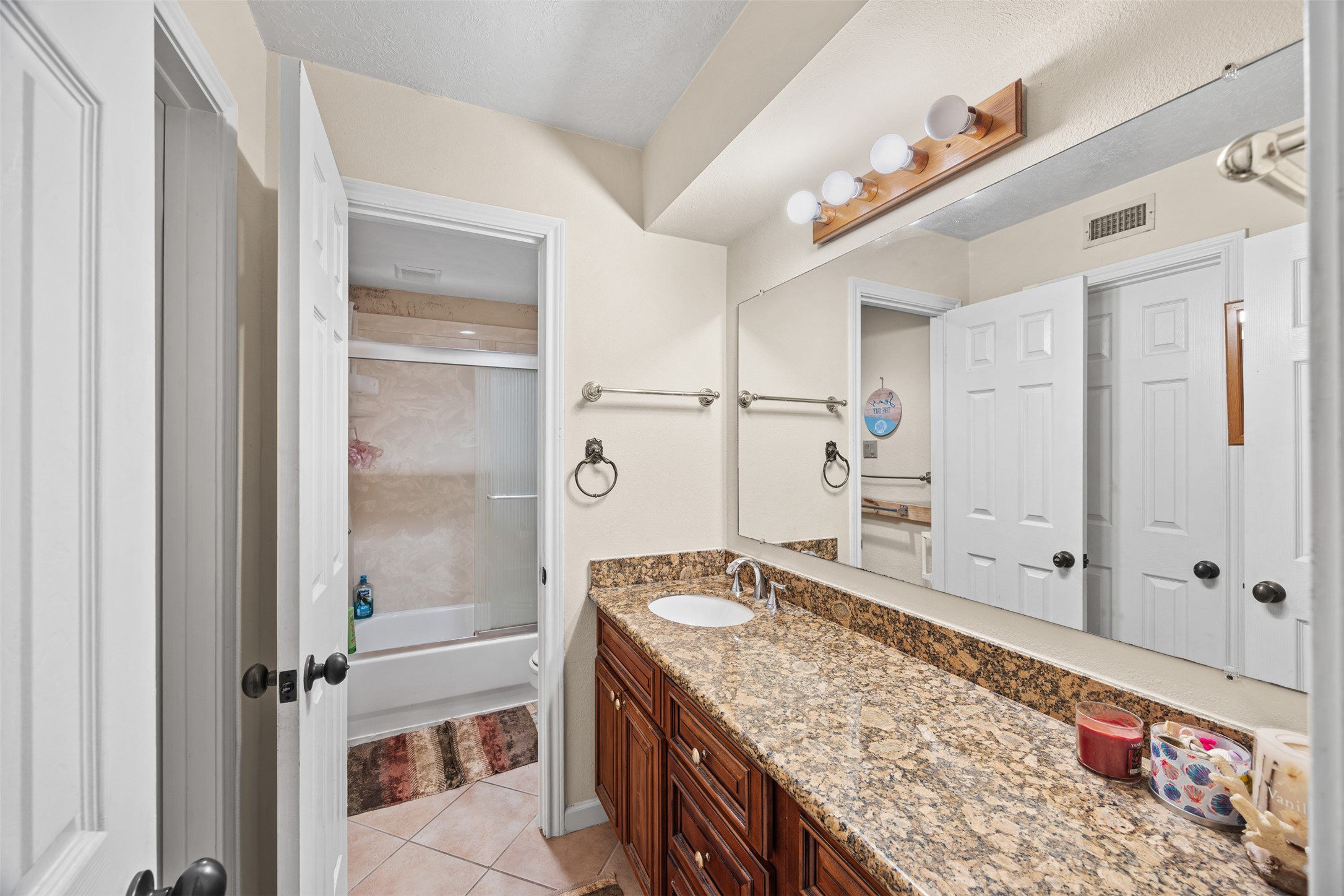 608 Brook Hollow Drive , Conroe, TX, 77385 | 7226706 | Realty Texas LLC