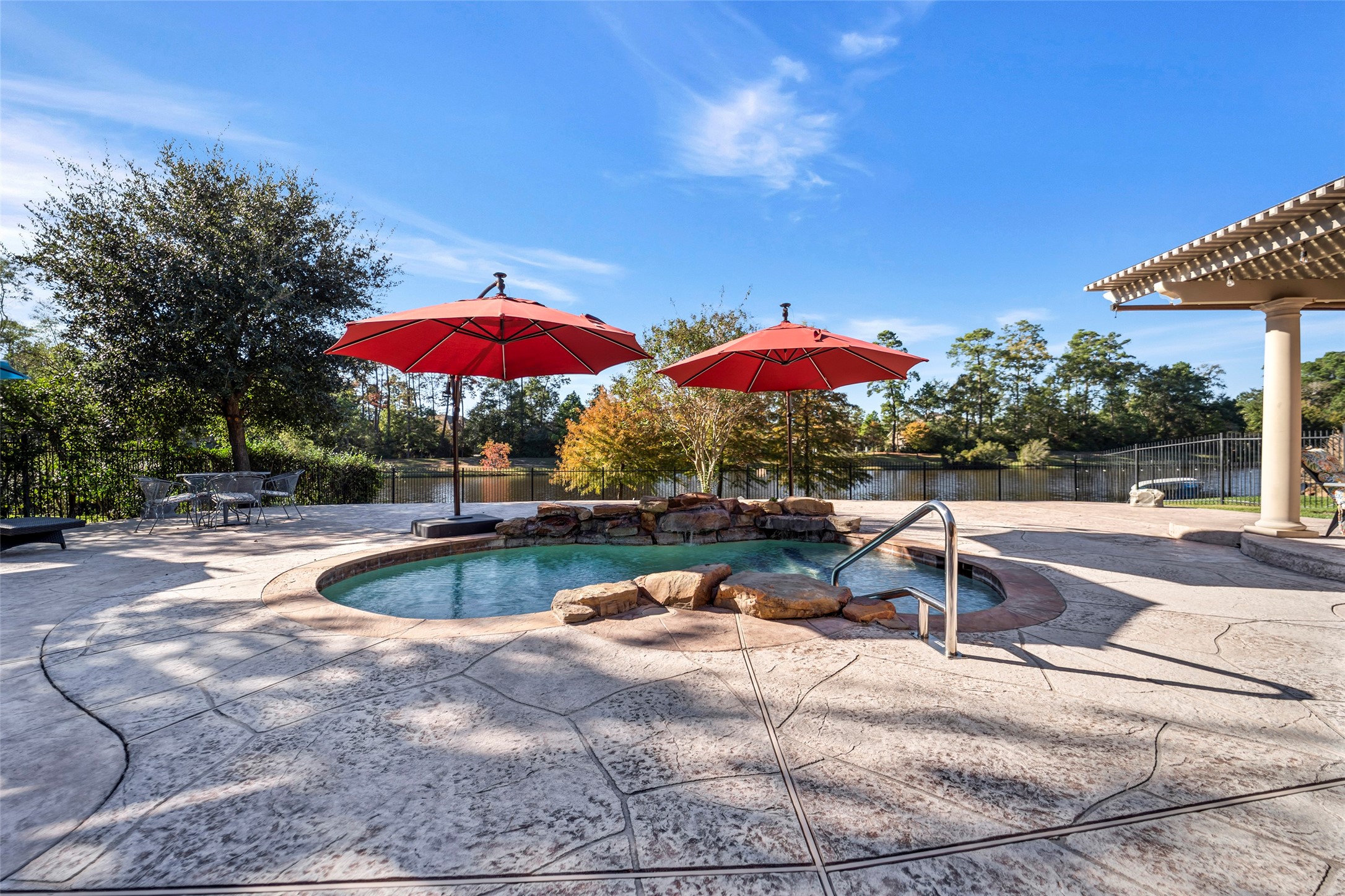 30 W Cove View Trail , Spring, TX, 77389 | 28622730 | Realty Texas LLC