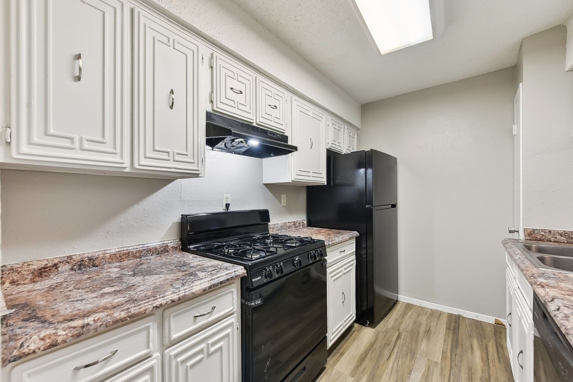 5606 N Lamar Boulevard 230 , Austin, TX, 78751 | 1235334 | Realty Texas LLC
