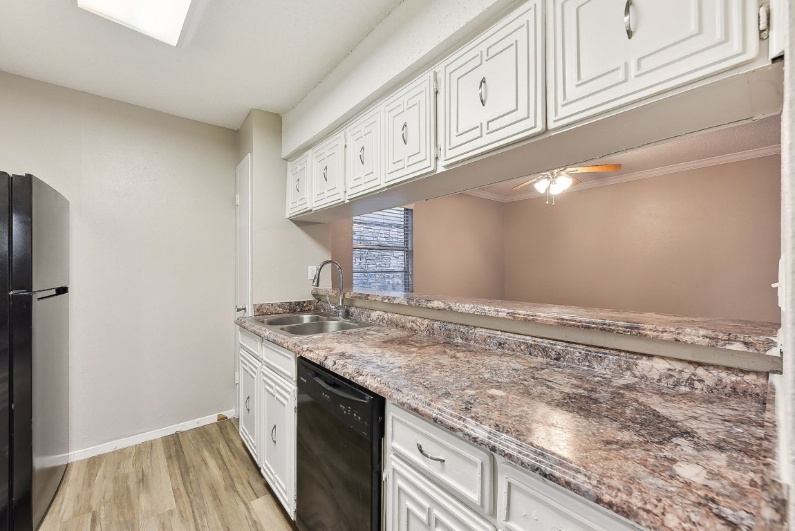 5606 N Lamar Boulevard 230 , Austin, TX, 78751 | 1235334 | Realty Texas LLC