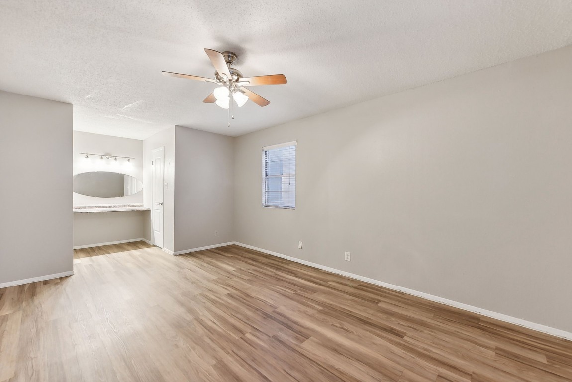 5606 N Lamar Boulevard 230 , Austin, TX, 78751 | 1235334 | Realty Texas LLC