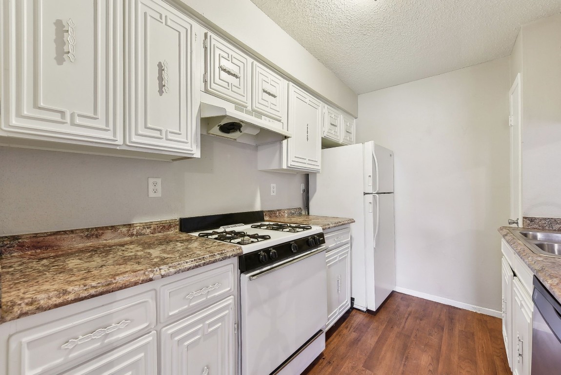 5606 N Lamar Boulevard 230 , Austin, TX, 78751 | 1235334 | Realty Texas LLC