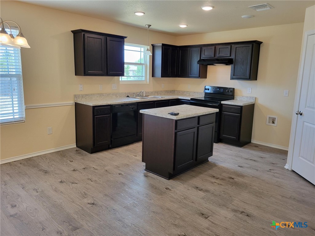 2506 Liberty Park Court , Belton, TX, 76513 | 563124 | Realty Texas LLC