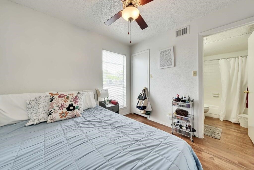 2803 Hemphill Park 305 , Austin, TX, 78705 | 9676581 | Realty Texas LLC