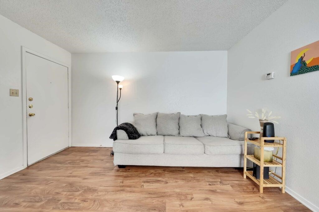 2803 Hemphill Park 305 , Austin, TX, 78705 | 9676581 | Realty Texas LLC