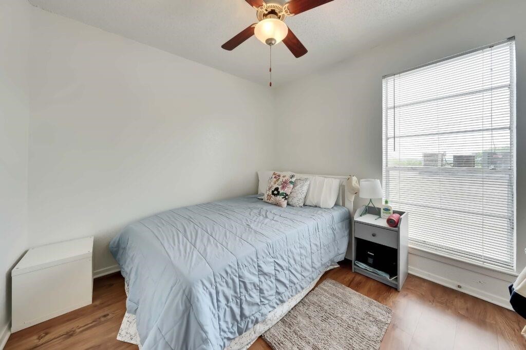 2803 Hemphill Park 305 , Austin, TX, 78705 | 9676581 | Realty Texas LLC