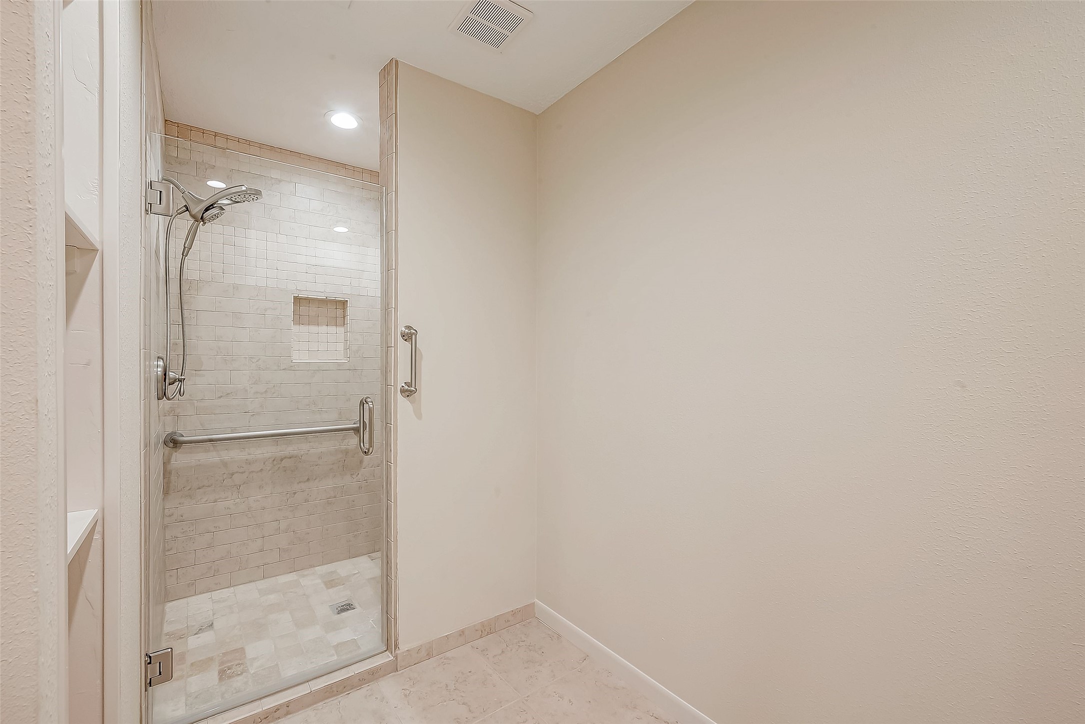 12089 Maverick Drive , Willis, TX, 77378 | 34227057 | Realty Texas LLC