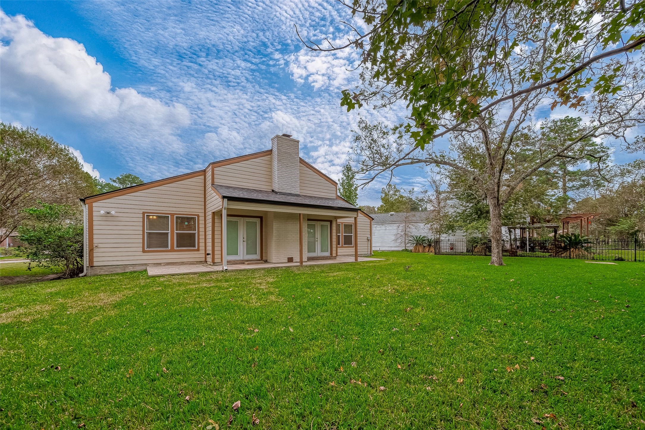 12089 Maverick Drive , Willis, TX, 77378 | 34227057 | Realty Texas LLC