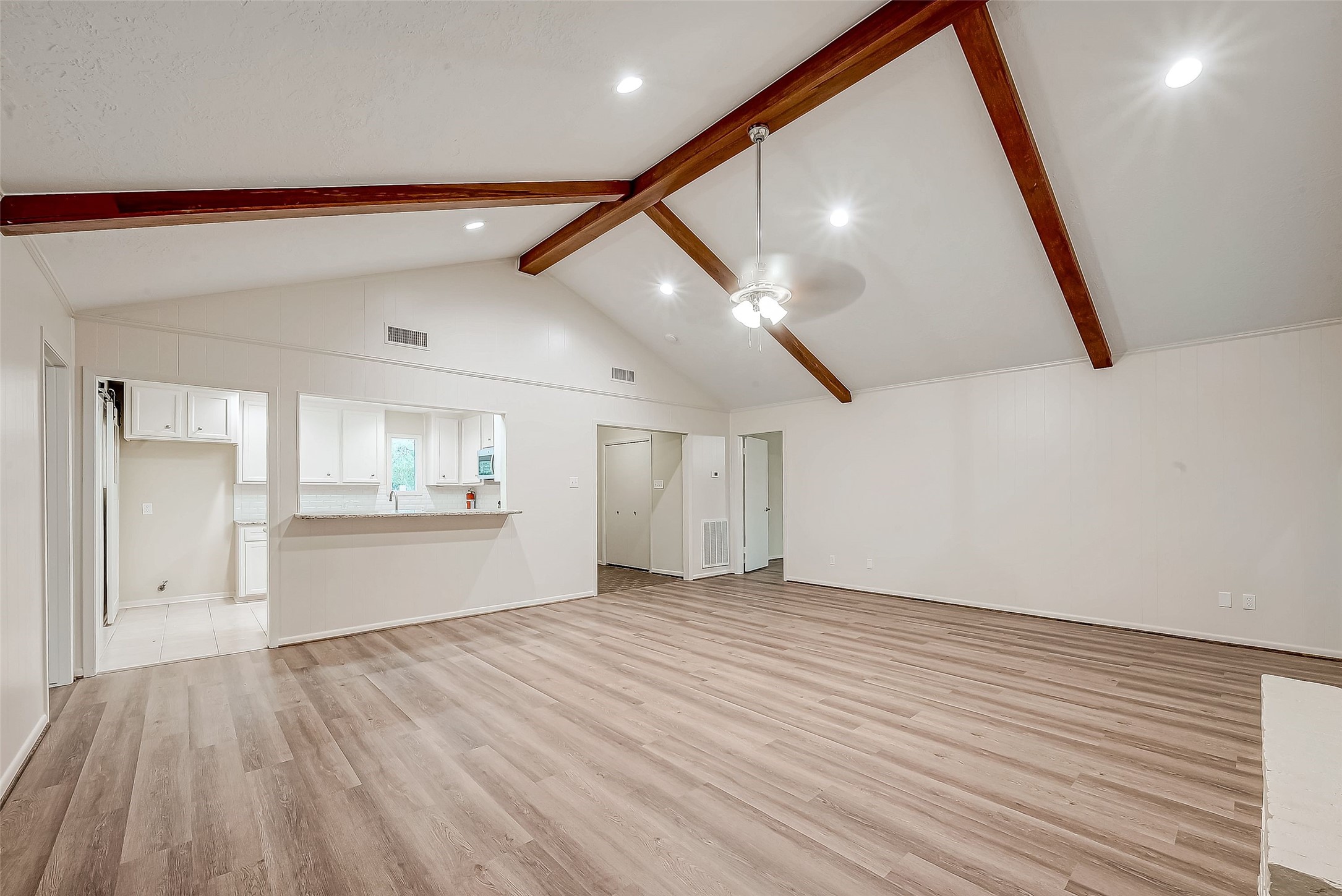 12089 Maverick Drive , Willis, TX, 77378 | 34227057 | Realty Texas LLC