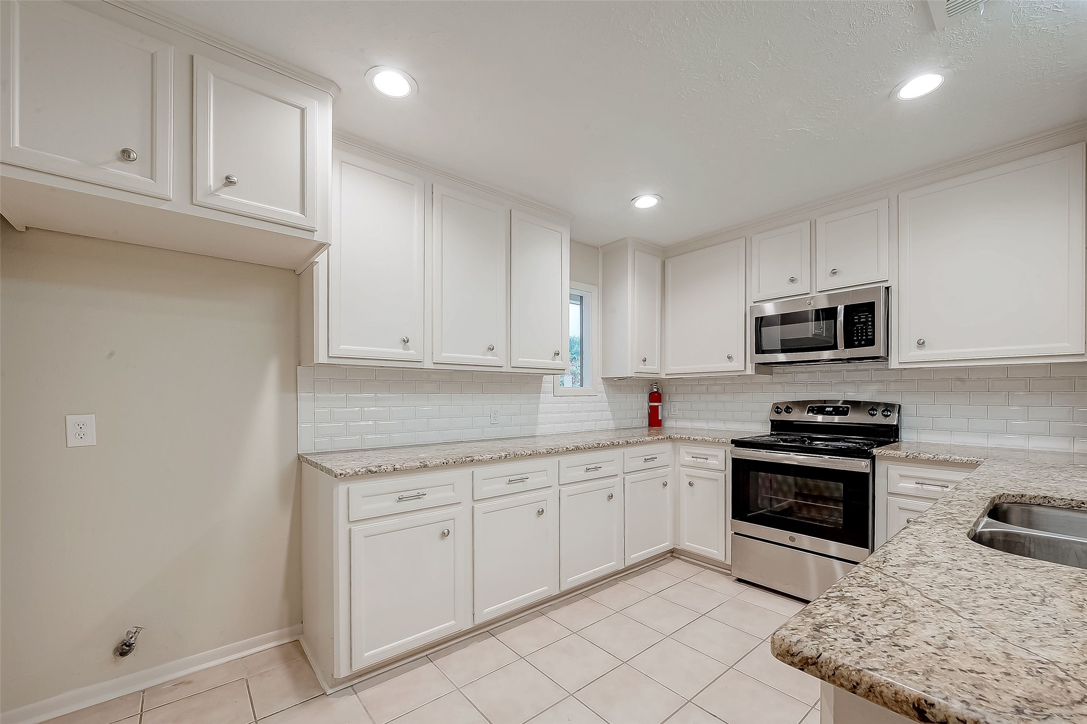 12089 Maverick Drive , Willis, TX, 77378 | 34227057 | Realty Texas LLC