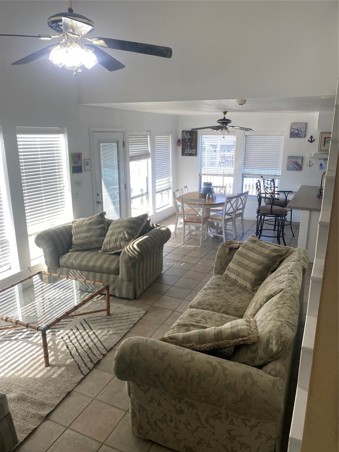 4413 Pelican Road , Jamaica Beach, TX, 77554 | 43112184 | Realty Texas LLC