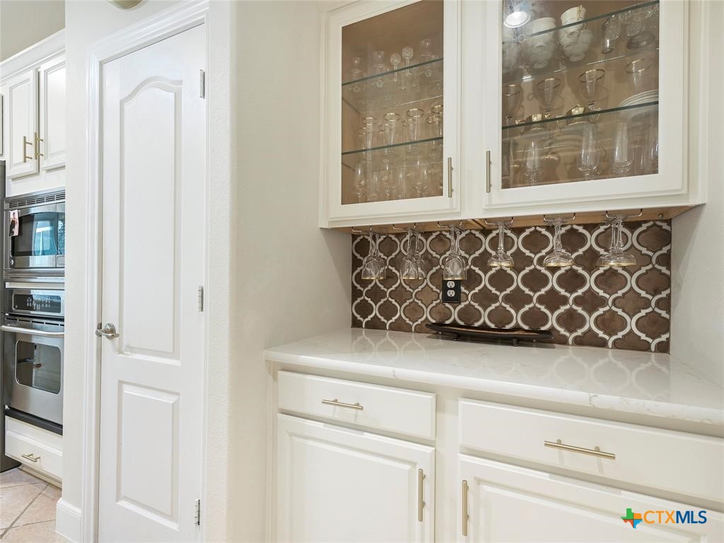 615 Breezeway Lane , Georgetown, TX, 78633 | 563348 | Realty Texas LLC