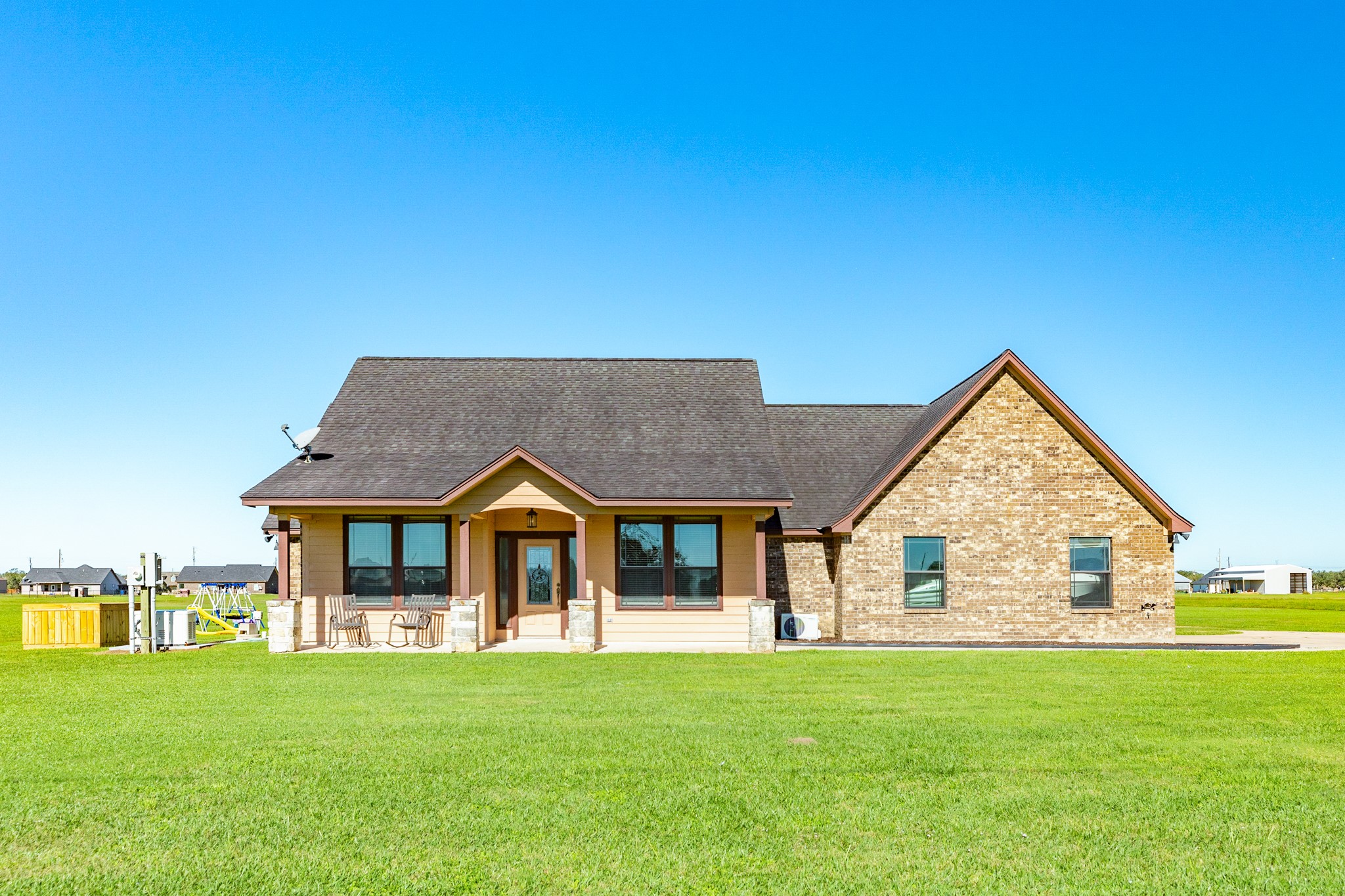 856 Longhorn Trail , Angleton, TX, 77515 | 2036127 | Realty Texas LLC