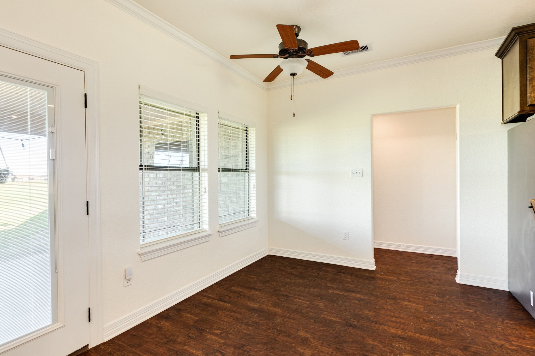 856 Longhorn Trail , Angleton, TX, 77515 | 2036127 | Realty Texas LLC