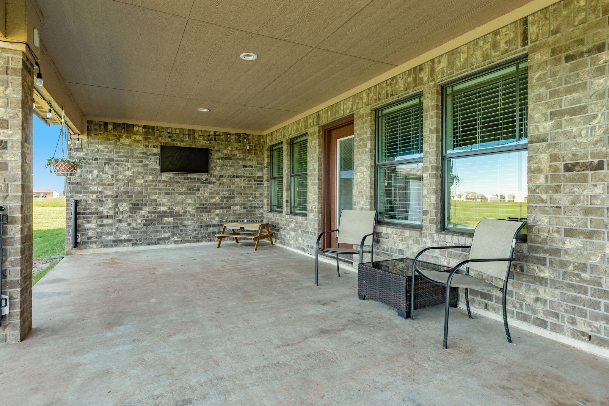 856 Longhorn Trail , Angleton, TX, 77515 | 2036127 | Realty Texas LLC