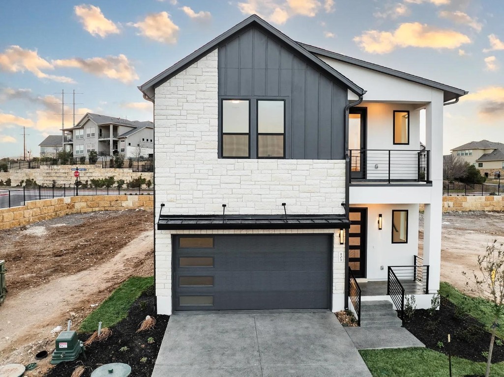 109 Pennybacker Lane , Lakeway, TX, 78738 | 8297884 | Realty Texas LLC