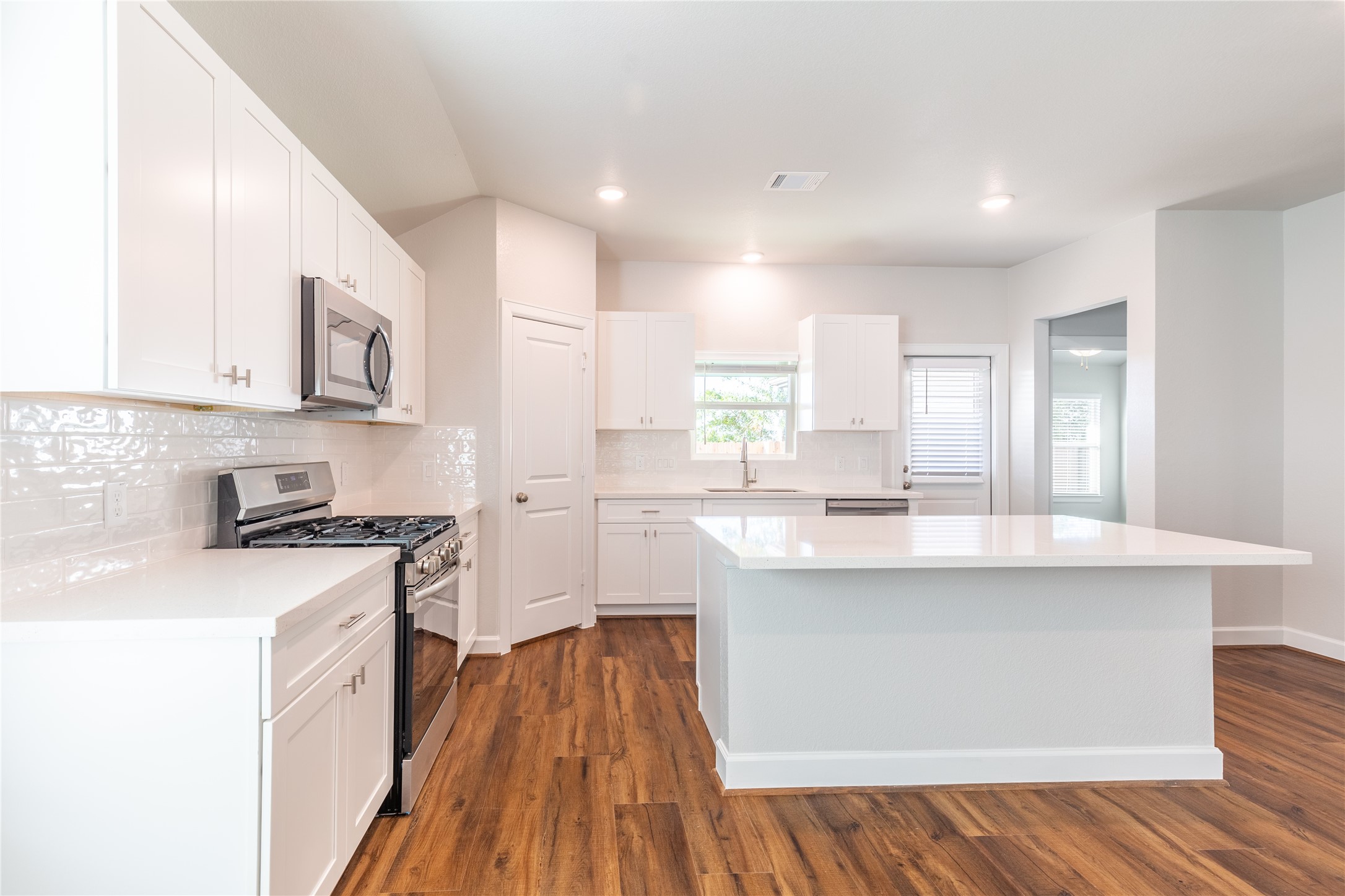 809 Roosevelt , Navasota, TX, 77868 | 22500737 | Realty Texas LLC