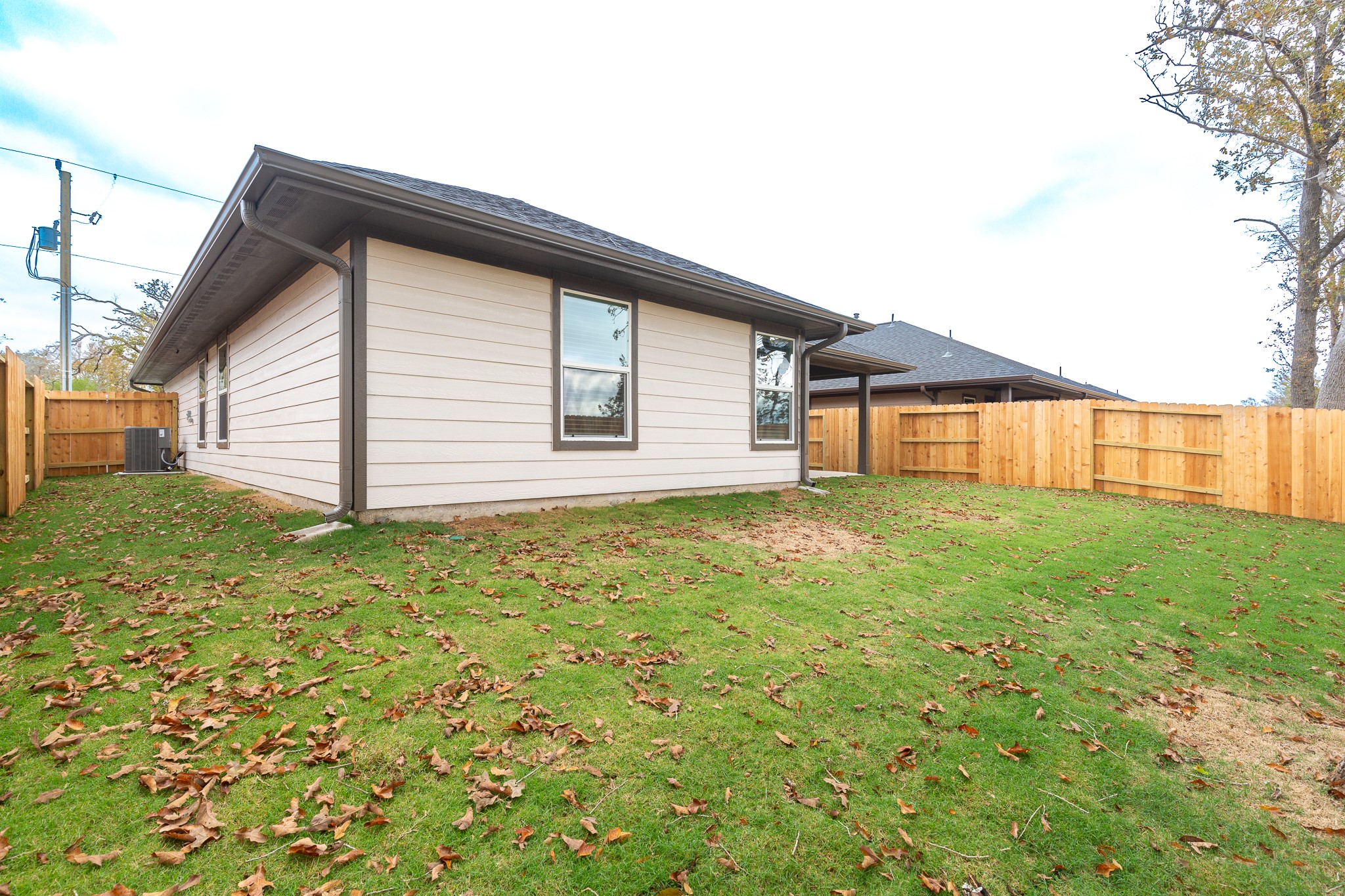 809 Roosevelt , Navasota, TX, 77868 | 22500737 | Realty Texas LLC