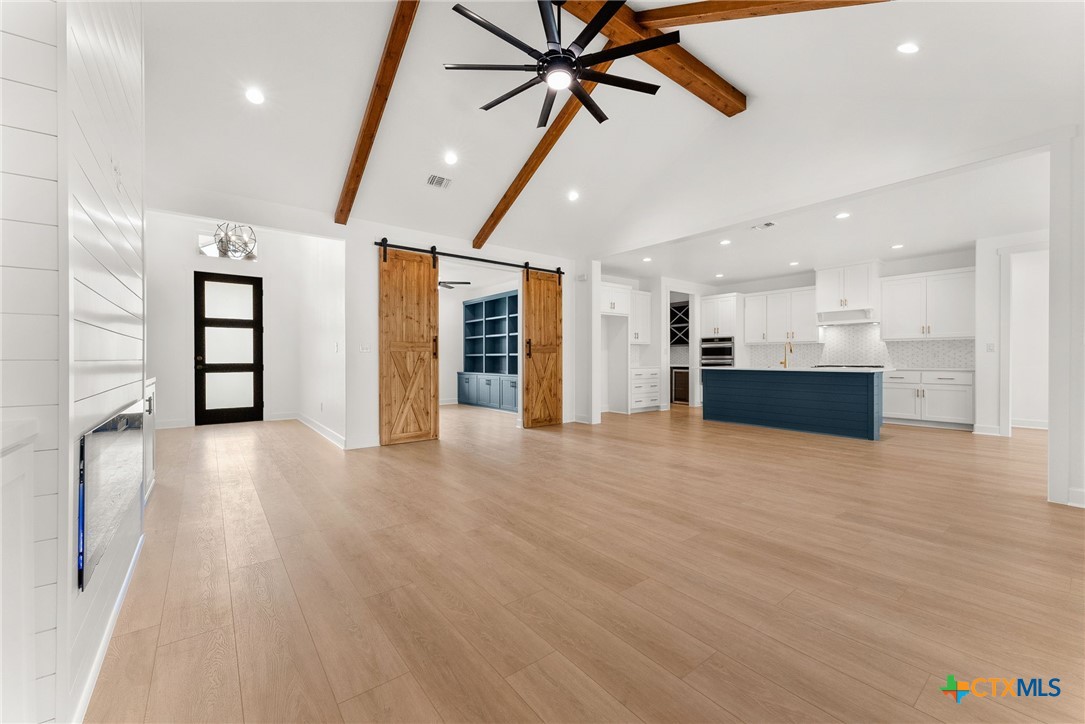 121 Black Diamond Drive , Kingsland, TX, 78639 | 563562 | Realty Texas LLC
