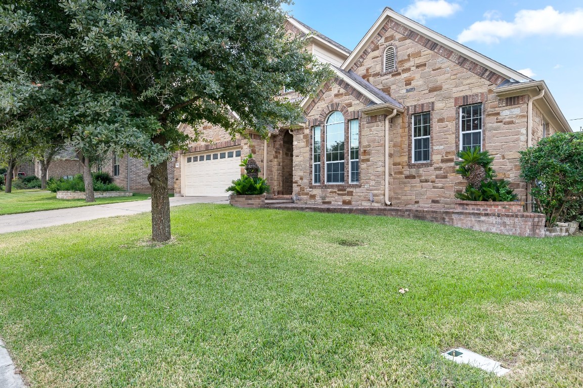 Sold: 1212 Pine Forest Circle Blog Image Banner