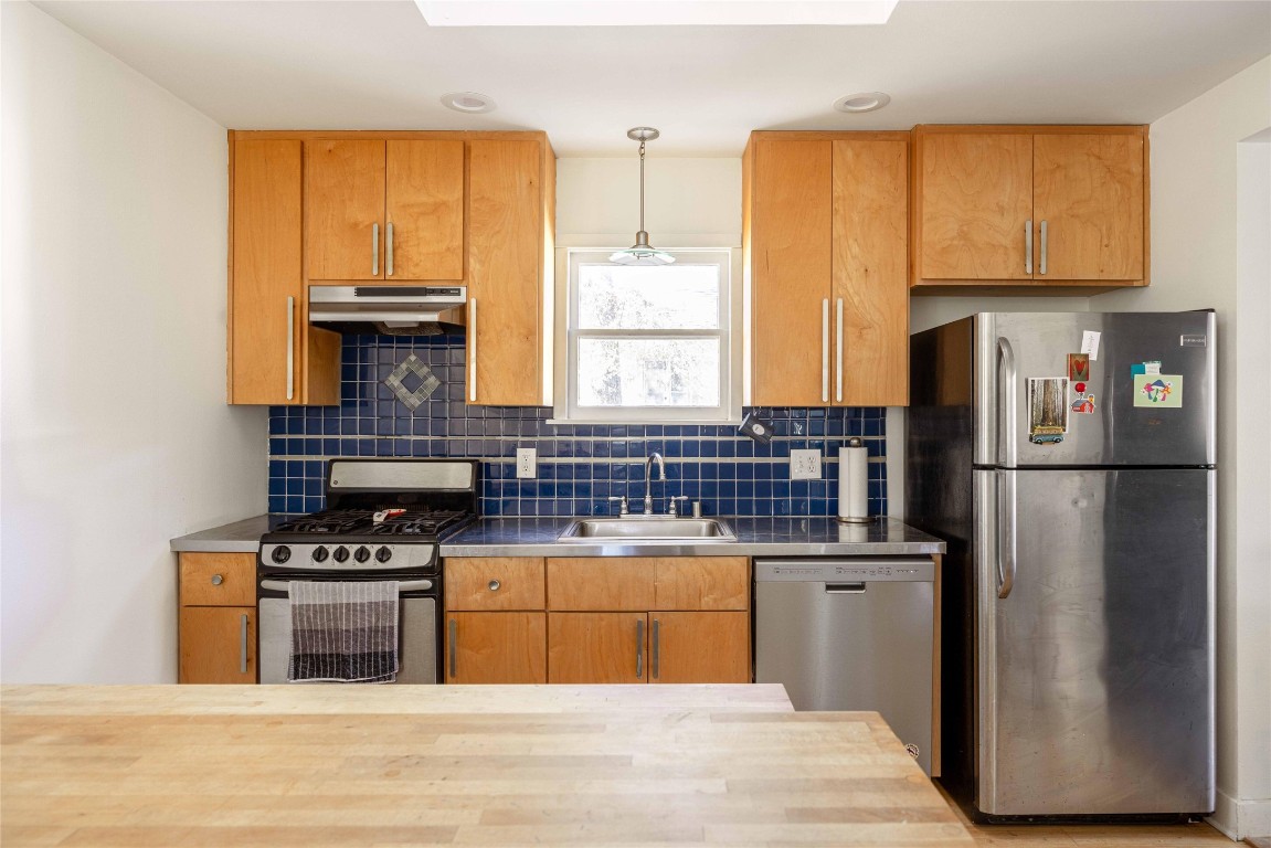 1205 Harvey Street , Austin, TX, 78702 | 3507680 | Realty Texas LLC