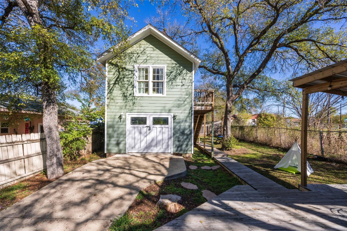 1205 Harvey Street , Austin, TX, 78702 | 3507680 | Realty Texas LLC