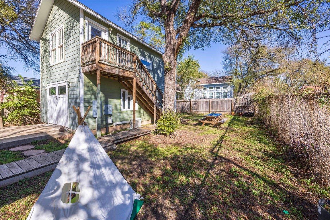1205 Harvey Street , Austin, TX, 78702 | 3507680 | Realty Texas LLC