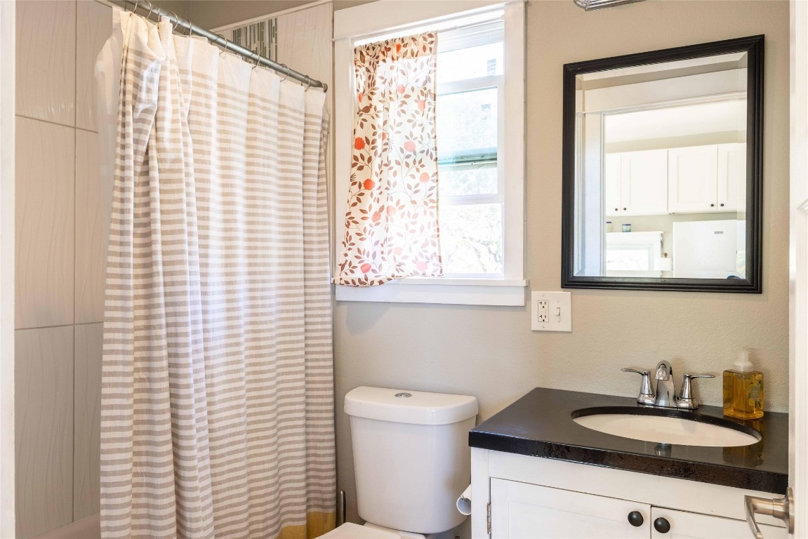1205 Harvey Street , Austin, TX, 78702 | 3507680 | Realty Texas LLC