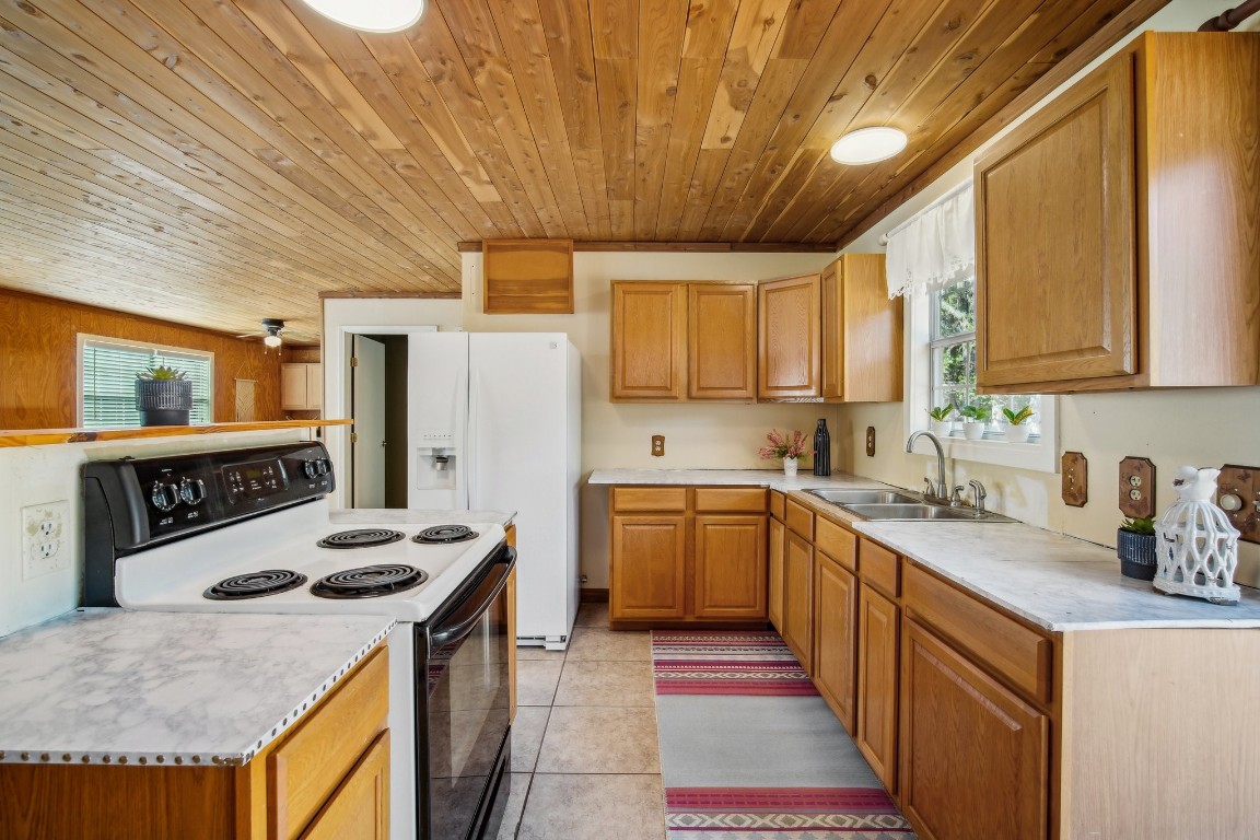 192 Carmen Hill Lane , Bastrop, TX, 78602 | 2316437 | Realty Texas LLC