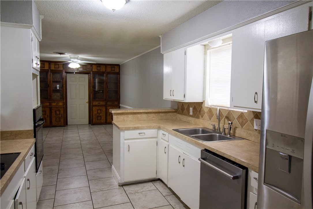 1414 Mockingbird , Beeville, TX, 78102 | 451330 | Realty Texas LLC