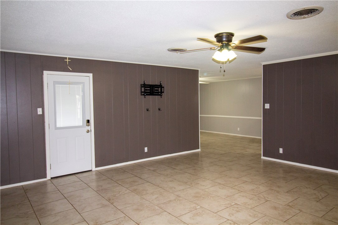 1414 Mockingbird , Beeville, TX, 78102 | 451330 | Realty Texas LLC