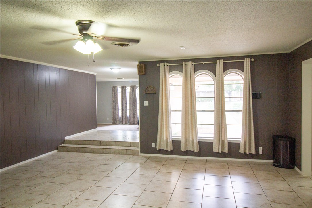 1414 Mockingbird , Beeville, TX, 78102 | 451330 | Realty Texas LLC