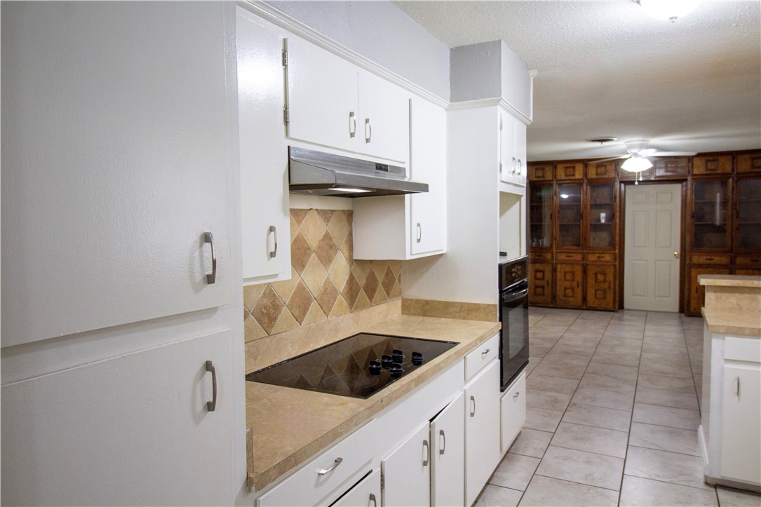1414 Mockingbird , Beeville, TX, 78102 | 451330 | Realty Texas LLC