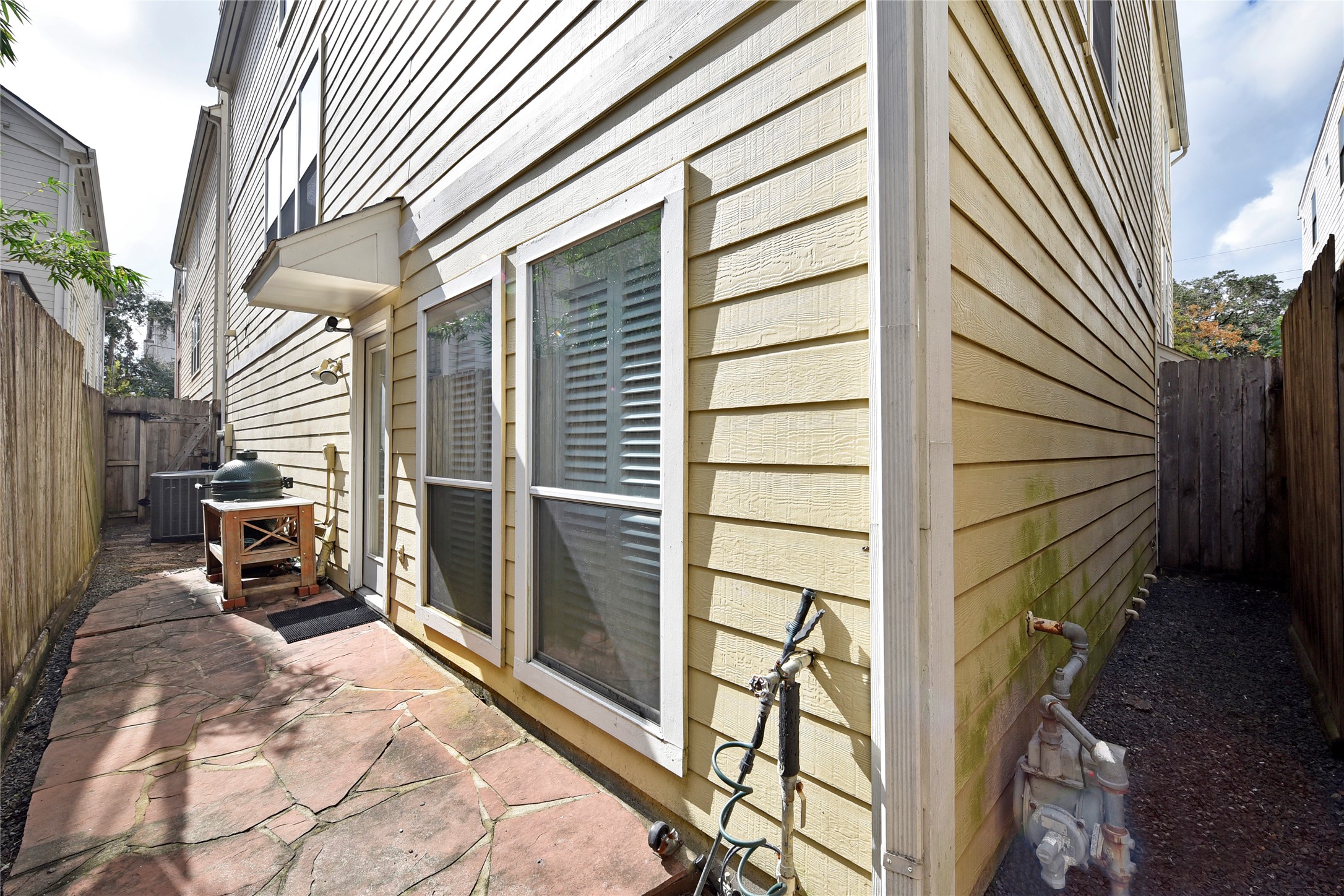 2645 Helena Street , Houston, TX, 77006 | 55792818 | Realty Texas LLC
