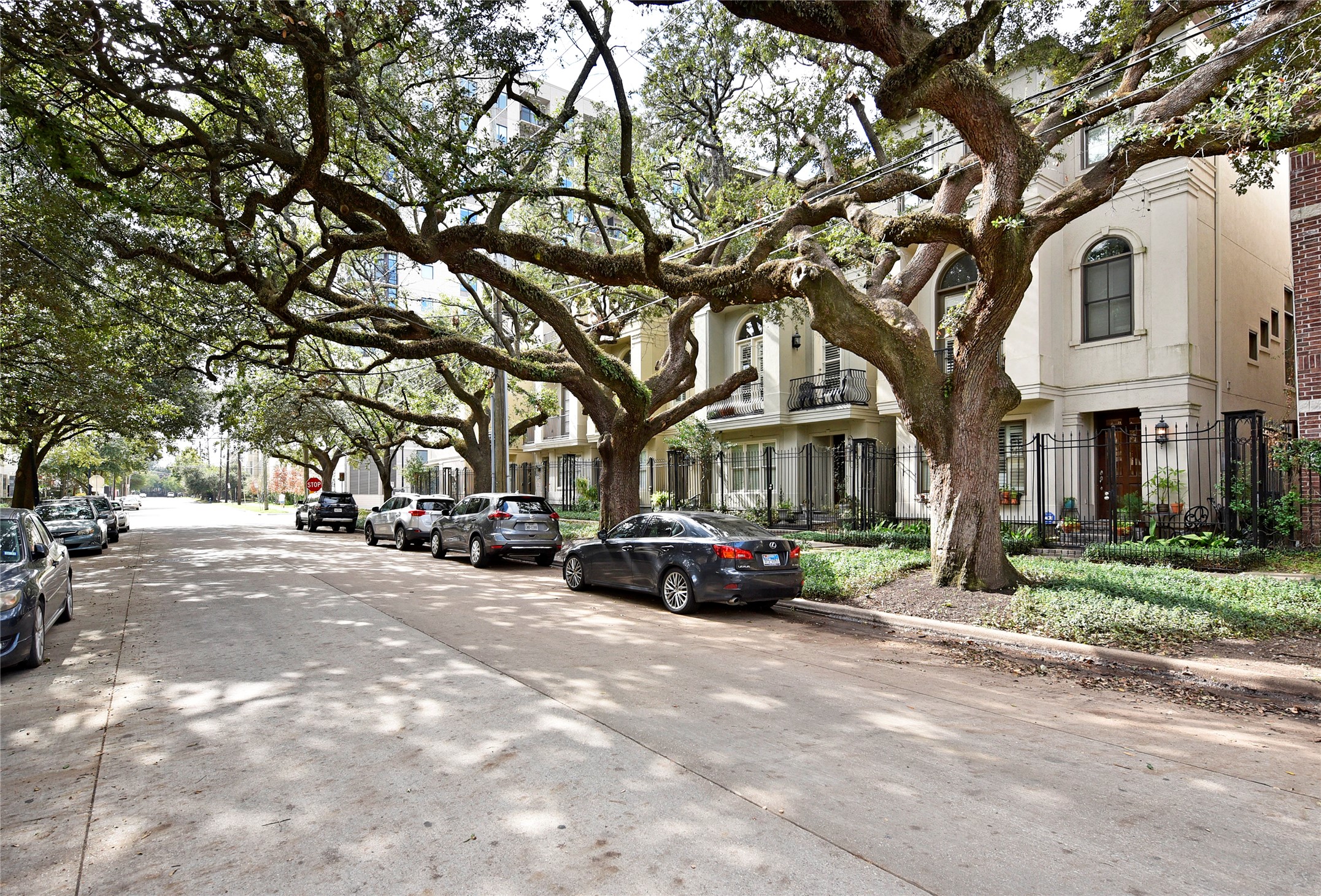 2645 Helena Street , Houston, TX, 77006 | 55792818 | Realty Texas LLC