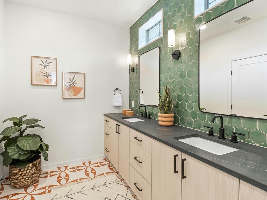 3500 Pecan Springs Road 17 , Austin, TX, 78723 | 3766104 | Realty Texas LLC