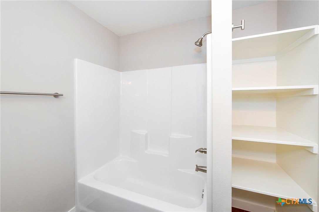 701 Horace Howard Drive E , San Marcos, TX, 78666 | 563865 | Realty Texas LLC