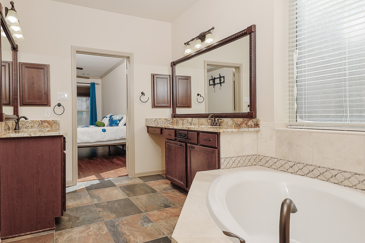 86 CANYON WREN , The Woodlands, TX, 77389 | 8180947 | Realty Texas LLC