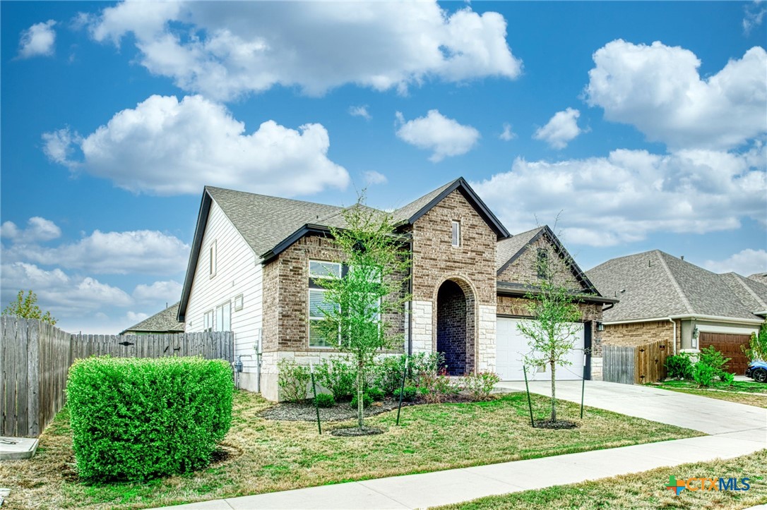 917 Knowles Drive , Hutto, TX, 78634 | 563802 | Realty Texas LLC