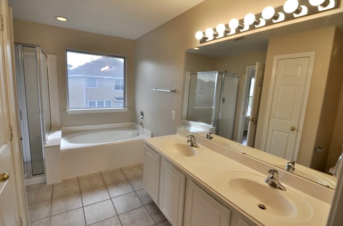 2915 Loganberry Park Lane , Houston, TX, 77014 | 33499586 | Realty Texas LLC